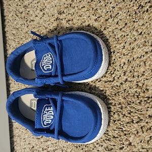 5T Blue Wally Hey Dudes